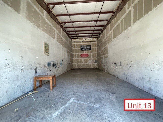 More Photos Of 10881 Santa Fe Ave, Hesperia Warehouse For Lease