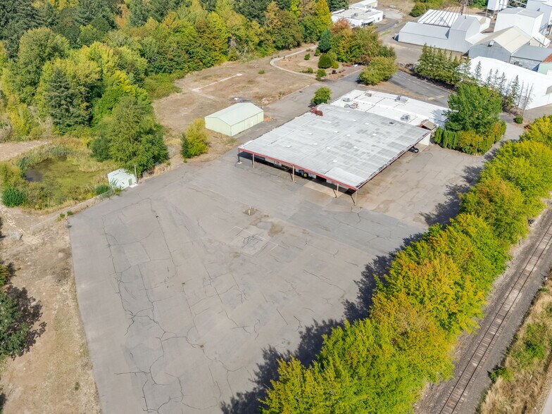 More Photos Of 16700 S Highway 99W, Amity Distribution For Sale