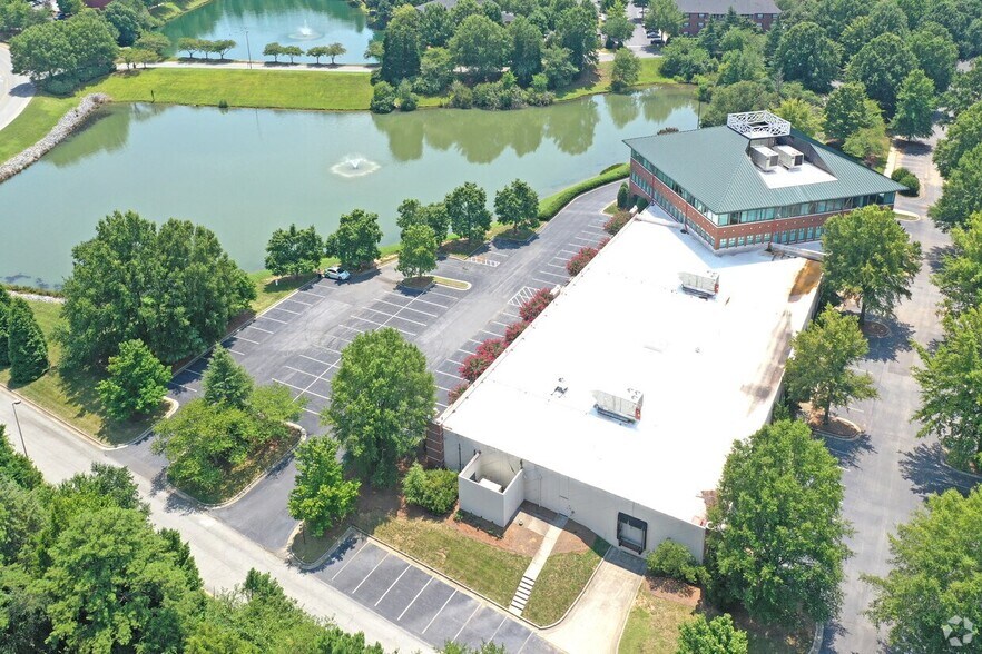 More Photos Of 4000 Ossi Ct, High Point Medical For Lease