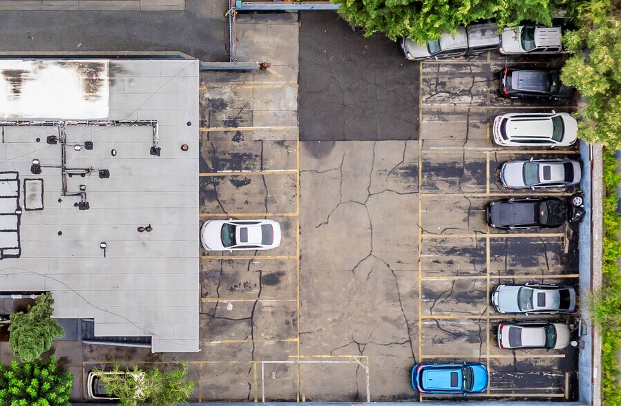 More Photos Of 14811 Parthenia St, Panorama City Apartments For Sale