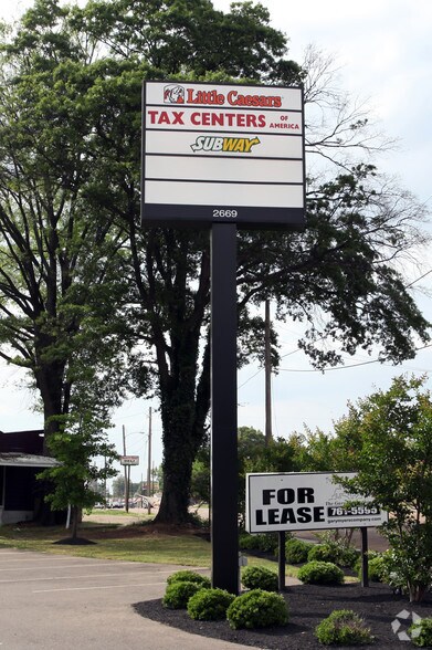 More Photos Of 2669 Lamar Ave, Memphis Unknown For Lease