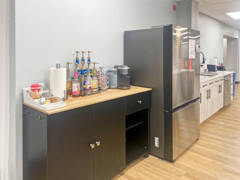 More Photos Of W 3rd St, Winston-Salem Coworking Space