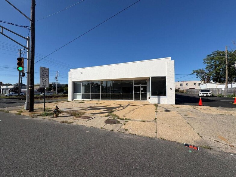 More Photos Of 815 Asbury Ave, Asbury Park Freestanding For Lease