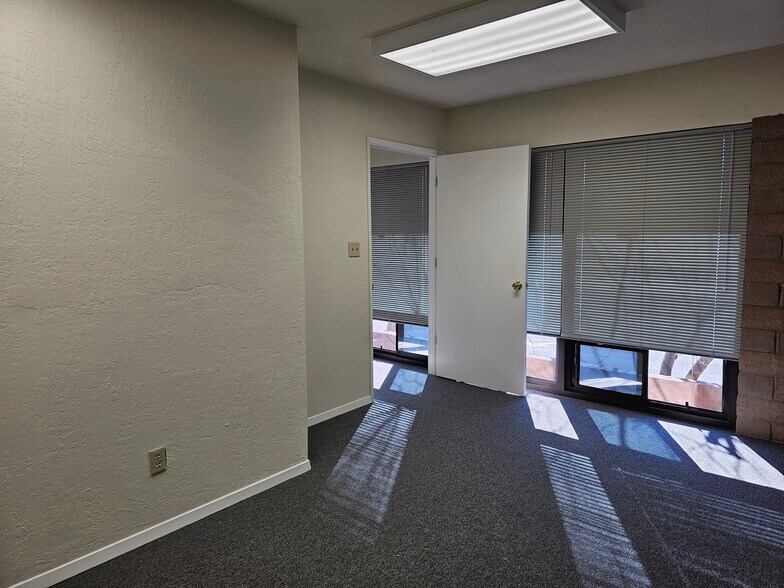 More Photos Of 4245 Capitola Rd, Capitola Office For Lease