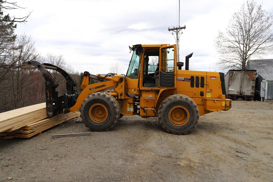 More Photos Of 6 Simino Ln, Irasburg Manufacturing For Sale