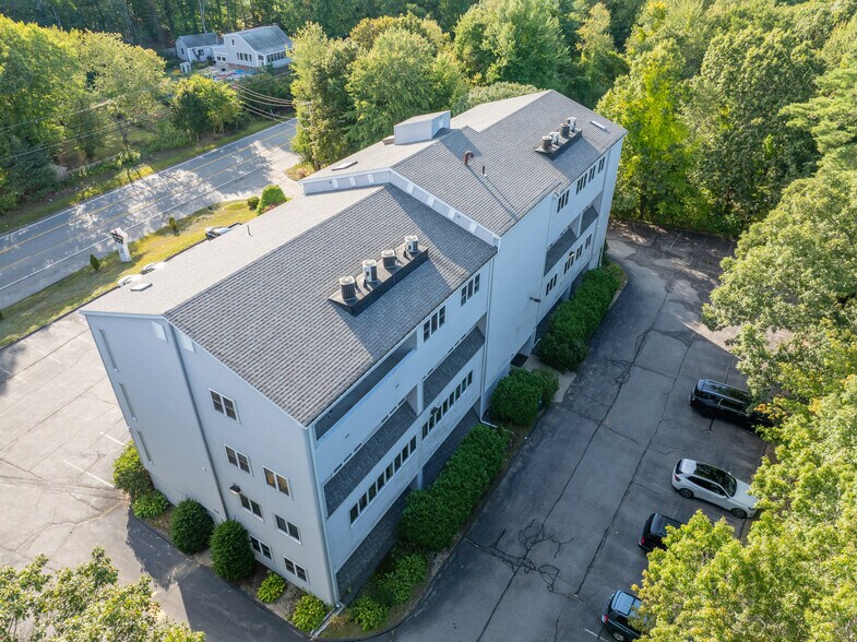 More Photos Of 1538 Turnpike St, North Andover Medical For Sale