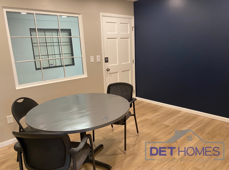 More Photos Of 17200 W 10 Mile Rd, Southfield Office For Lease