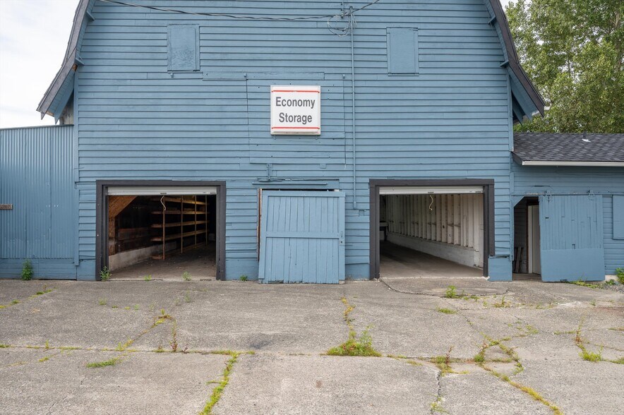 More Photos Of 120 W Smith Rd, Bellingham Service For Sale