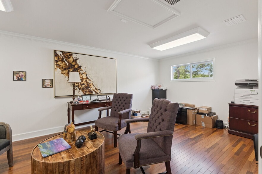 More Photos Of 1150 N Ronald Reagan Blvd, Longwood Office Residential For Sale