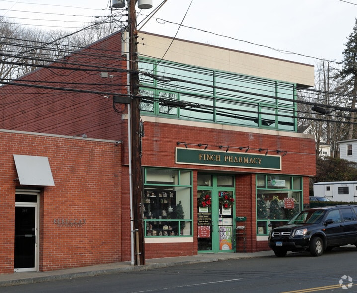 More Photos Of 263 Glenville Rd, Greenwich Storefront Retail Office For Lease