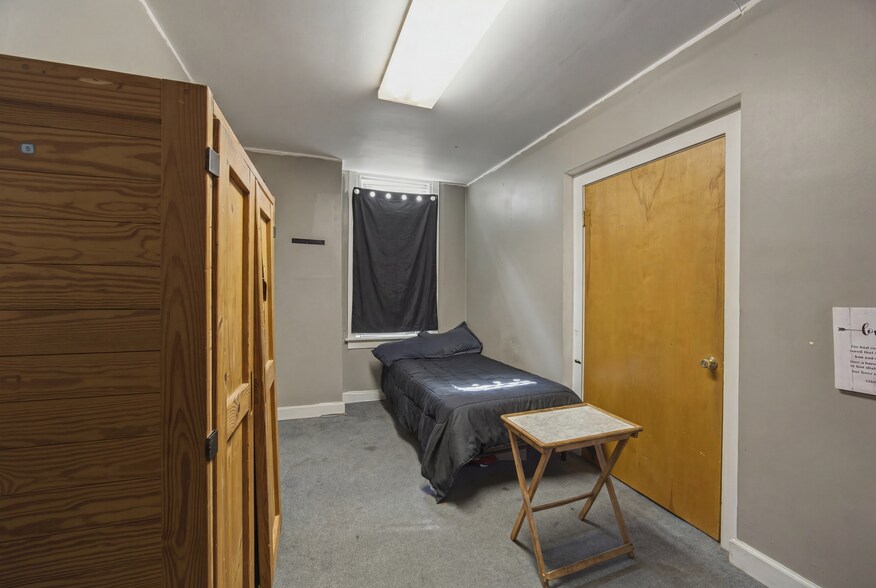 More Photos Of 512 Franklin Ave, Pittsburgh Apartments For Sale
