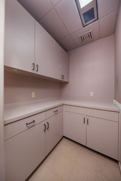 More Photos Of 756 Porter Ave, Stockton Medical For Sale