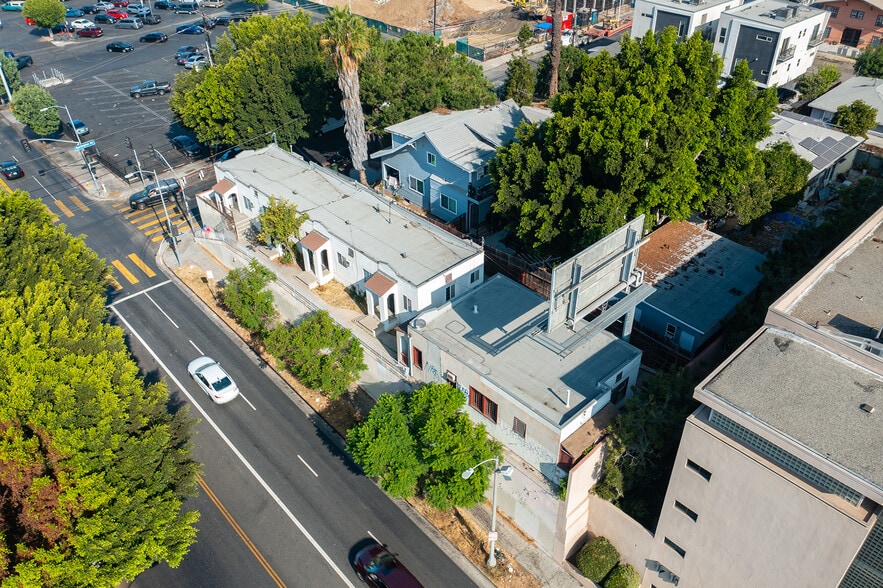 More Photos Of 272 S Burlington Ave, Los Angeles Apartments For Sale