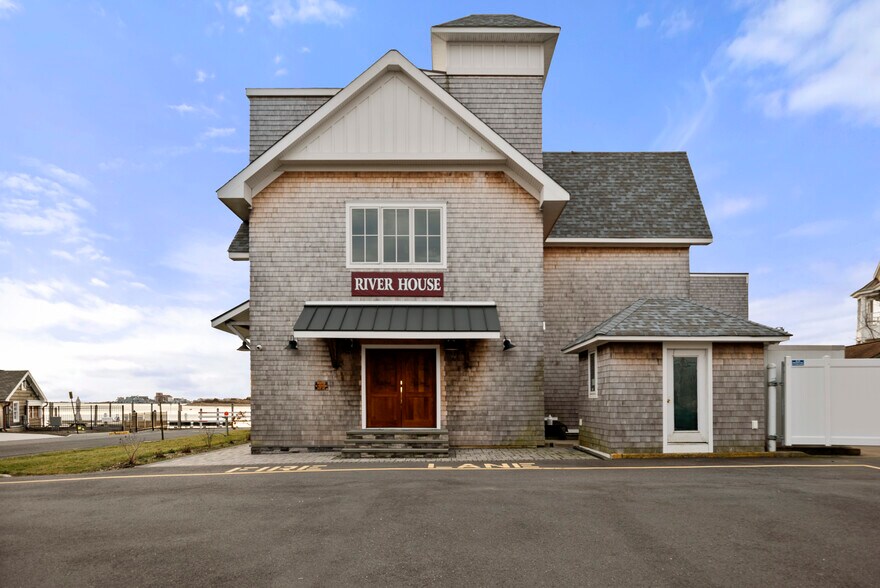 More Photos Of 1 Ocean Ave, Brielle Restaurant For Sale