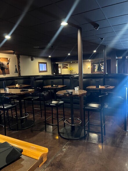 More Photos Of 217 N Elder St, Moses Lake Restaurant For Sale