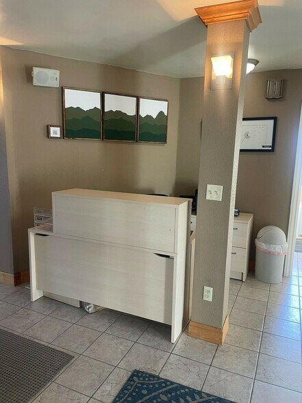 More Photos Of 1365 Kipling St, Lakewood Medical For Sale