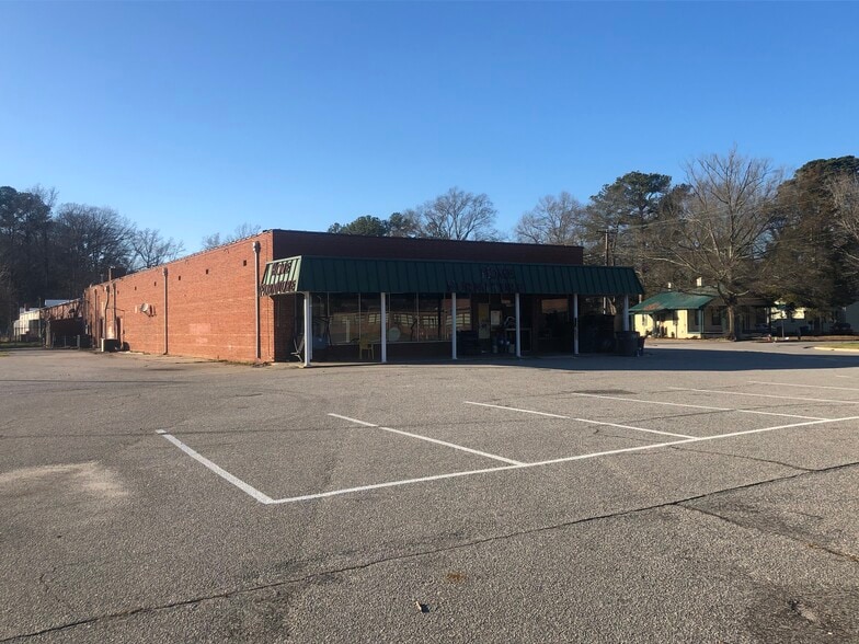 More Photos Of 601-729 Walnut St, Rocky Mount Unknown For Lease