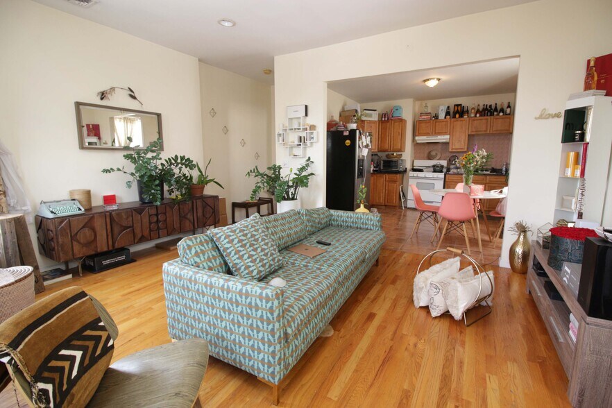 More Photos Of 201 Hackensack Plank Rd, Weehawken Restaurant For Sale