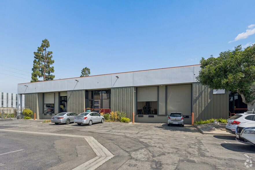More Photos Of 9610-9680 S La Cienega Blvd, Inglewood Warehouse For Lease