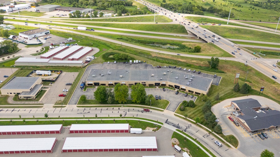 More Photos Of 3555 9th St NW, Rochester Light Manufacturing For Lease