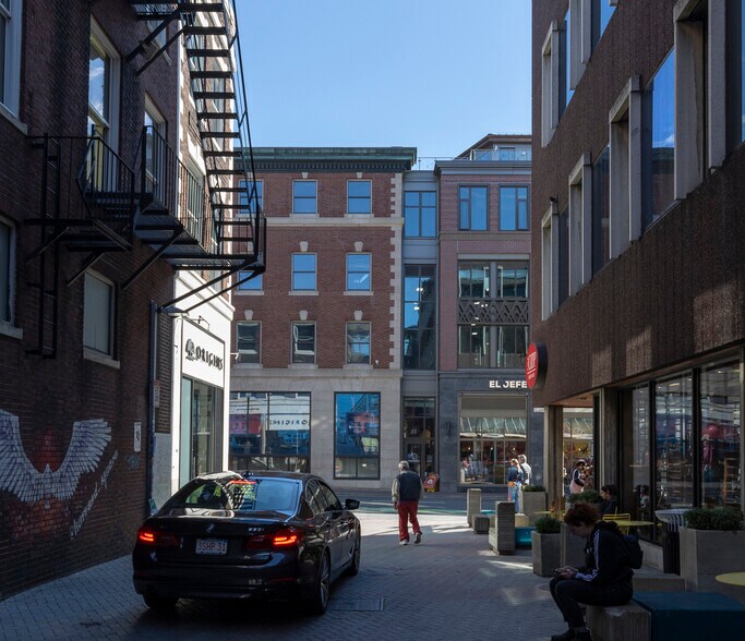 More Photos Of 18-24 Brattle St, Cambridge Office For Lease