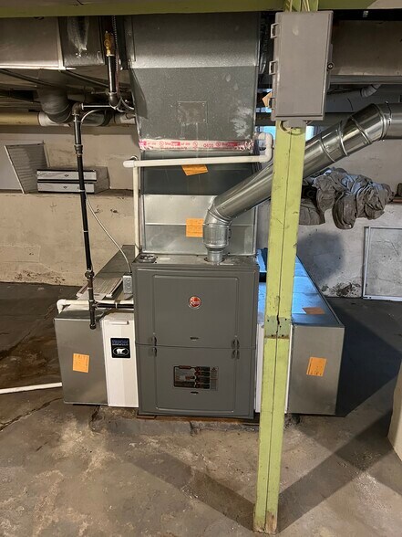 More Photos Of 9405 Butternut St, New Lothrop Office For Sale