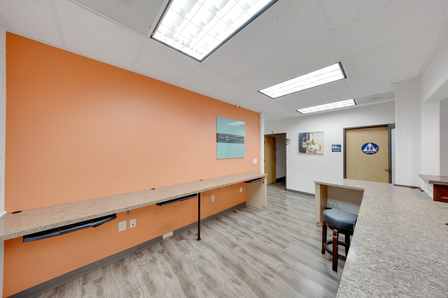 More Photos Of 408 S Beach Blvd, Anaheim Medical For Sale