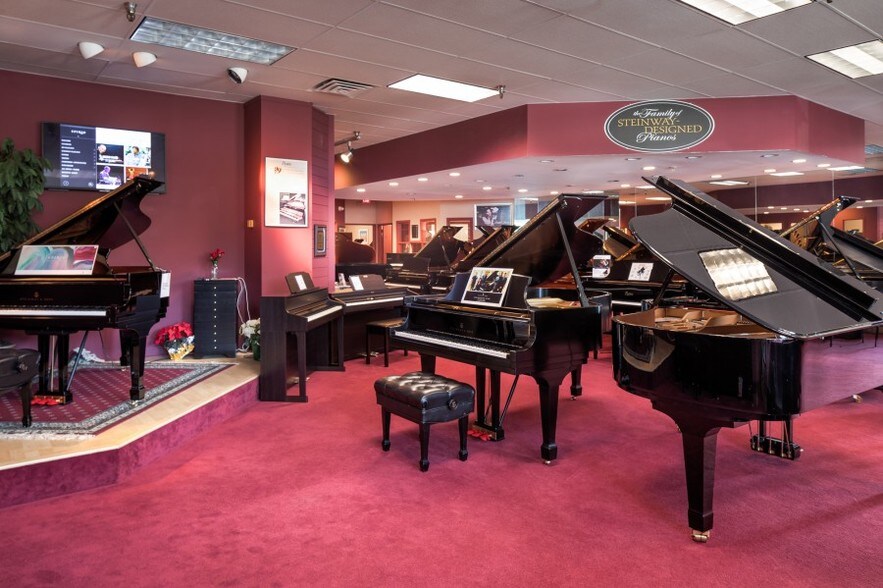 More Photos Of 2542 Brunswick Pike, Lawrenceville Freestanding For Lease