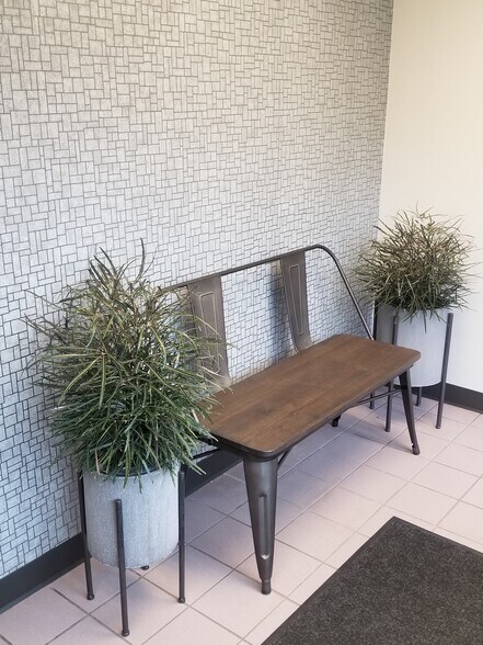 More Photos Of 4068 Mt Royal Blvd, Allison Park Medical For Lease