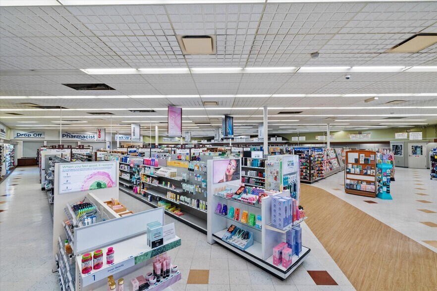 More Photos Of 44 Kings Vlg, Minersville Drugstore For Lease