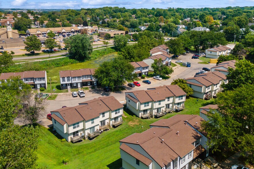 More Photos Of 2517 Sylvan Glen Ct, Iowa City Apartments For Sale