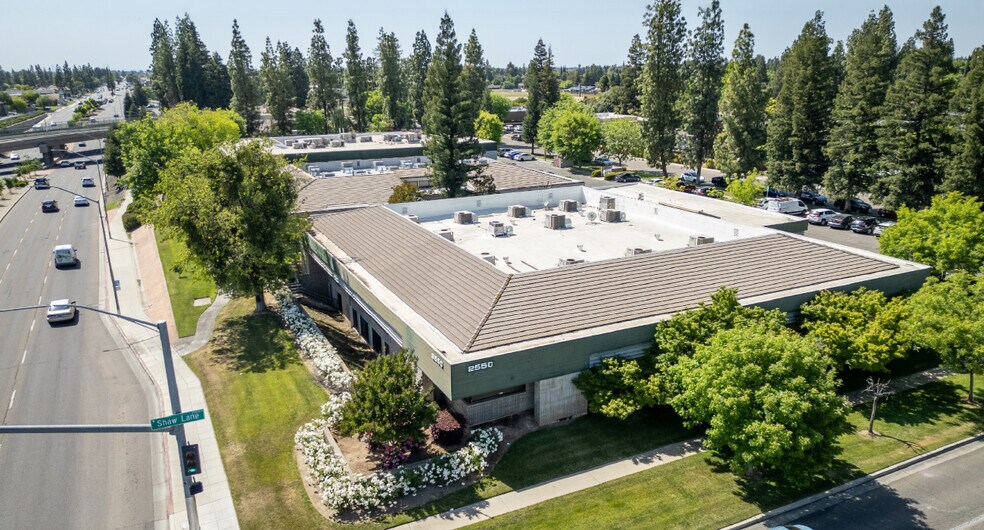 More Photos Of 2550 W Shaw Ave, Fresno Office For Sale