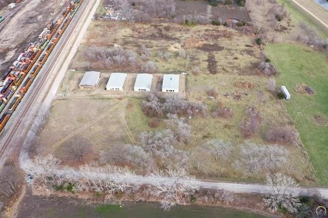 More Photos Of 3201 Bates Rd, Topeka Industrial For Sale