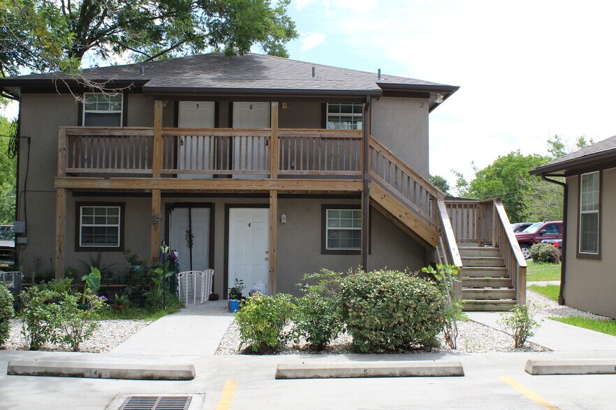 Primary Photo Of 706 Harris Ave, Pasadena Apartments For Sale