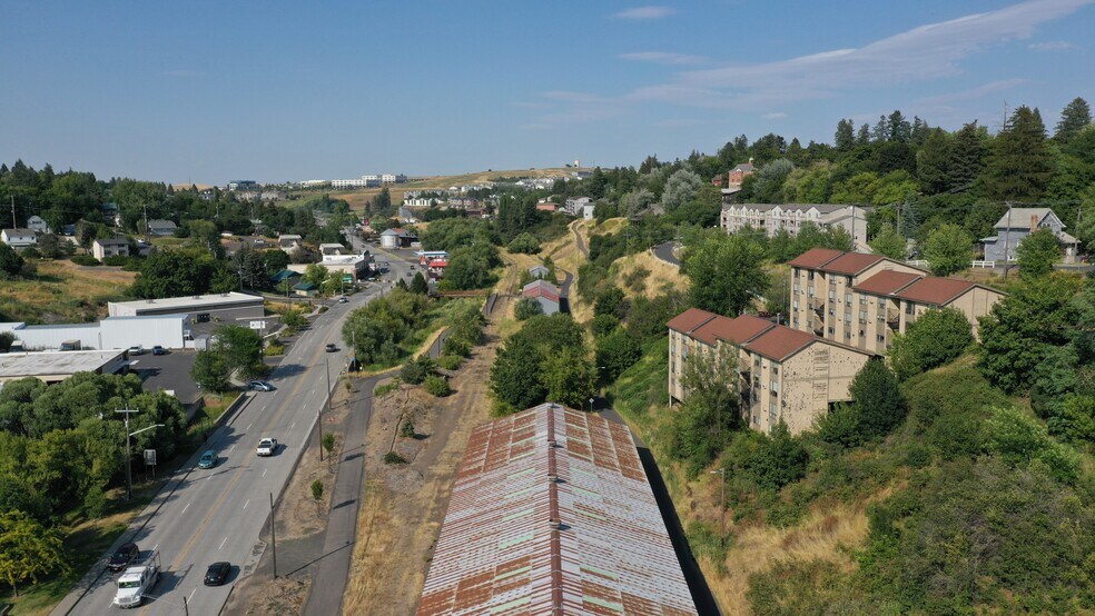 More Photos Of 110 NE Whitman Dr, Pullman Warehouse For Sale