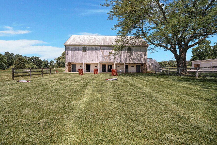 More Photos Of 1902 Jefferson Pike, Brunswick Lodge Meeting Hall For Lease