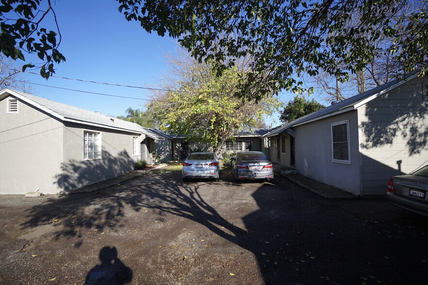 More Photos Of 1403 Leonard Ave, Modesto Apartments For Sale