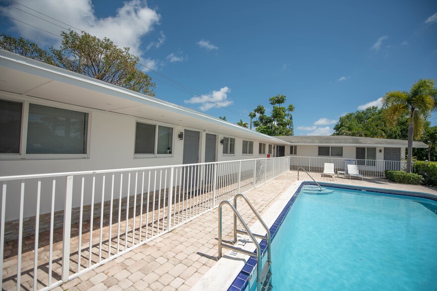 More Photos Of 231 SW 15th St, Pompano Beach Apartments For Sale