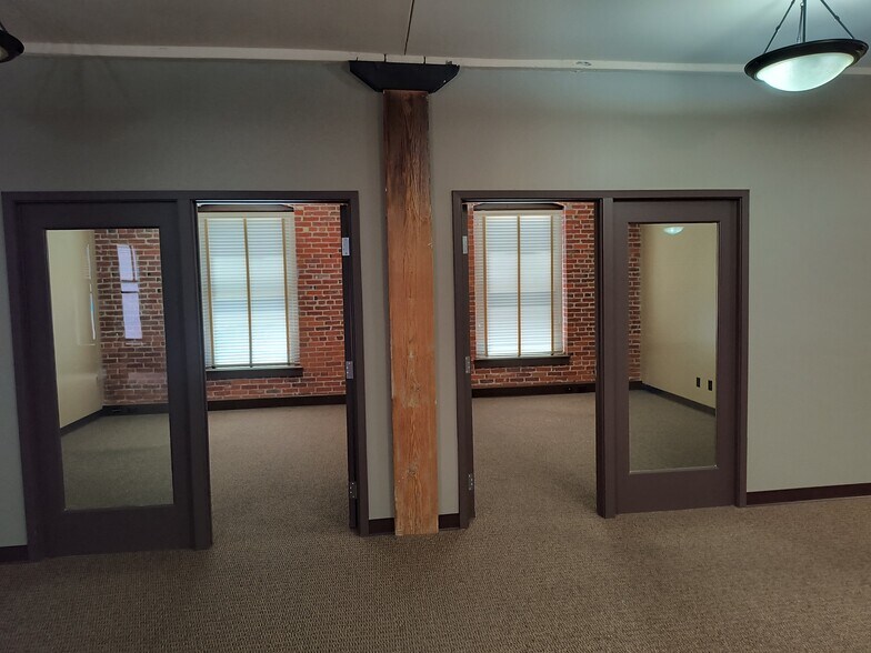 More Photos Of 170 S Lincoln St, Spokane Loft Creative Space For Lease