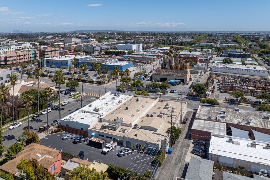 More Photos Of 1819-1823 Colorado Ave, Santa Monica Loft Creative Space For Lease