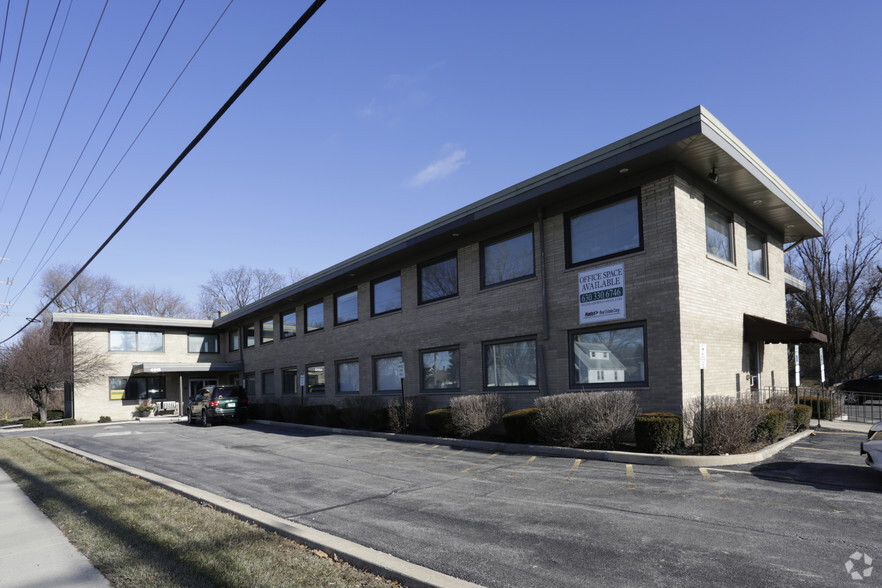 Primary Photo Of 4513 Lincoln Ave, Lisle Office For Lease