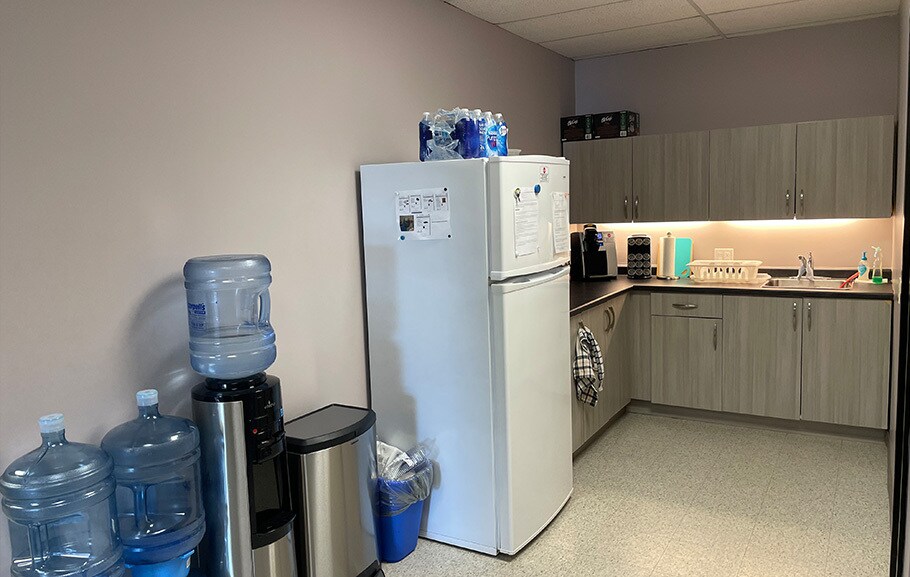 More Photos Of 5 Scurfield Blvd, Winnipeg Office For Lease