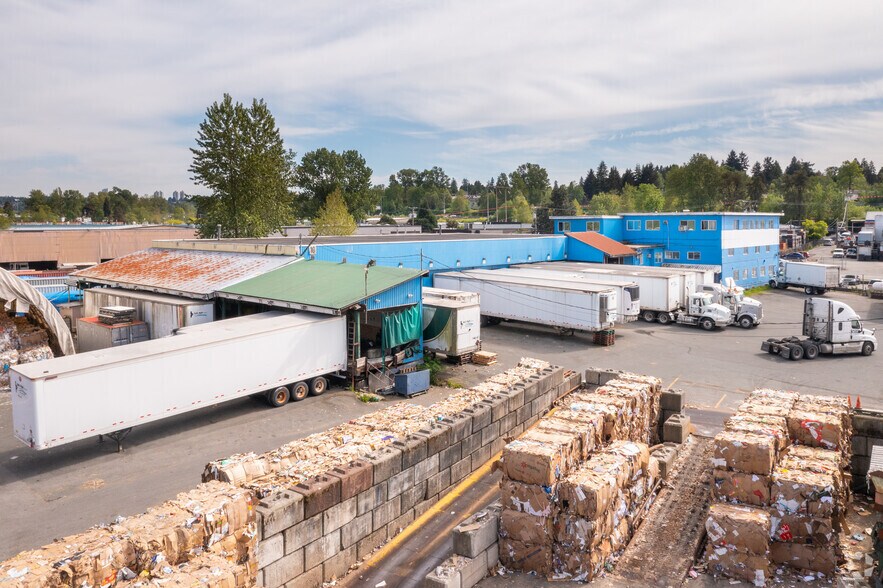 More Photos Of 2864 Norland Ave, Burnaby Warehouse For Lease