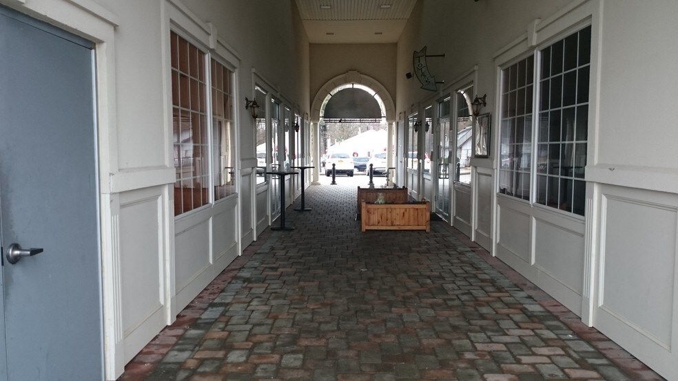 More Photos Of 900 Route 376, Wappingers Falls Freestanding For Sale