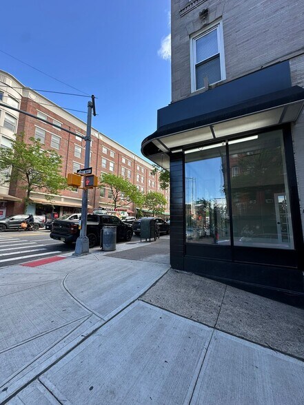 More Photos Of 254 7th Ave, Brooklyn Apartments For Lease