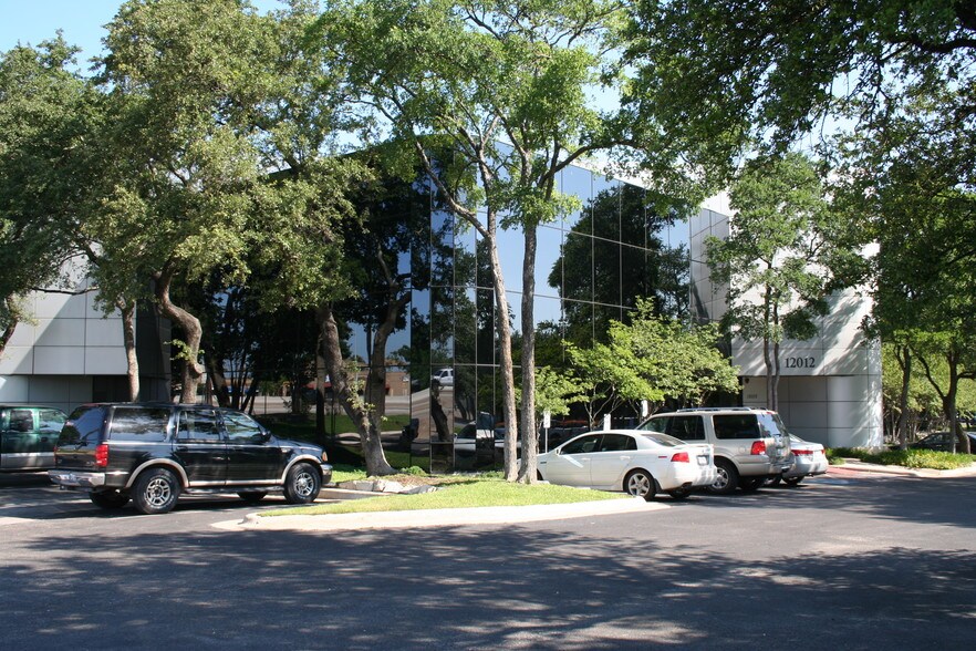 More Photos Of 12012 Technology Blvd, Austin Office For Lease