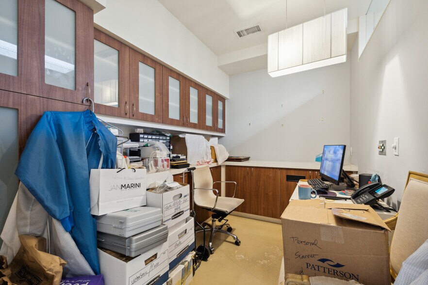 More Photos Of 250-260 Stockton St, San Francisco Office For Lease