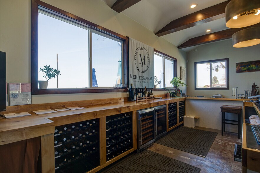 More Photos Of 7449 Fairplay Rd, Somerset Specialty For Sale