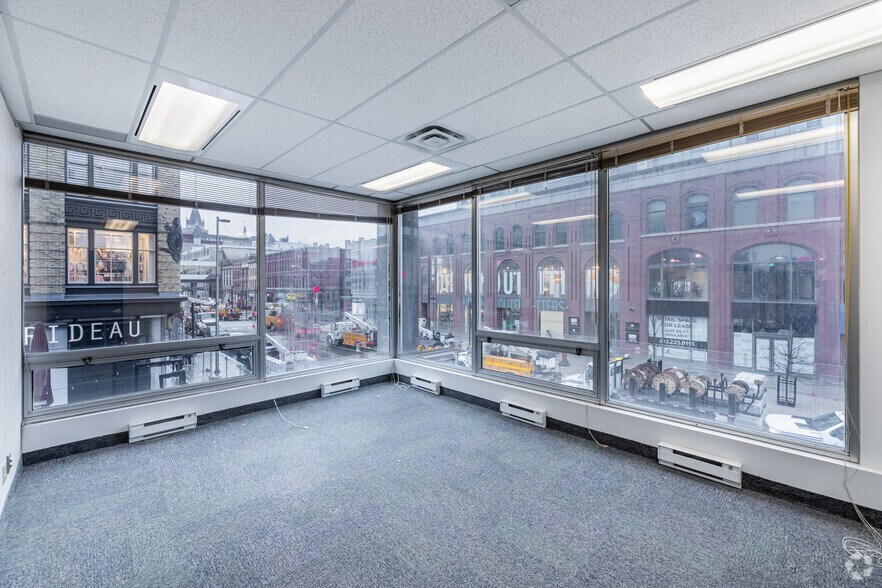 More Photos Of 1-5 Nicholas St, Ottawa Office For Lease