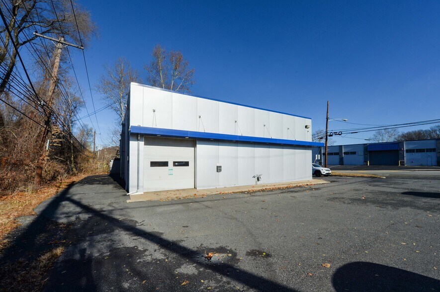 More Photos Of 20 Franklin Tpke, Mahwah Industrial For Lease